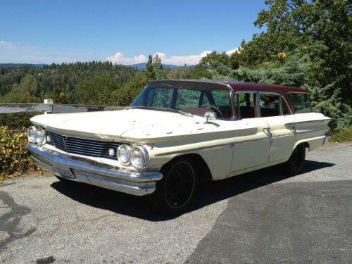 1960 pontiac catalina station wagon 389 v-8 with 4 speed auto transmission