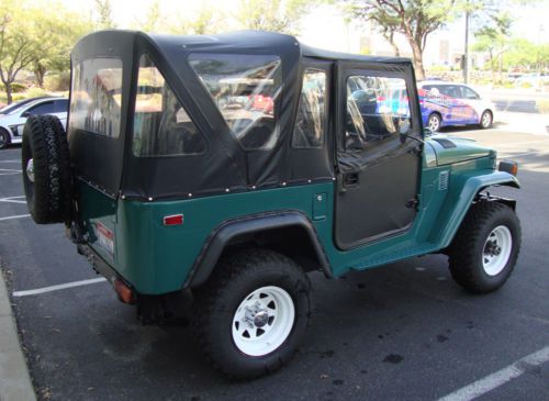 TOYOTA LAND CRUISER FJ40 CHEVY V8 - 1976 WITH DISC BRAKES, image 5