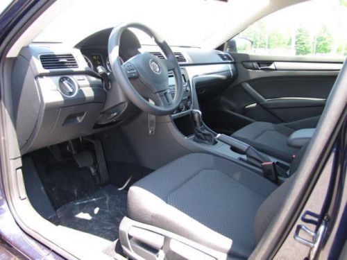 2014 volkswagen passat 1.8t s
