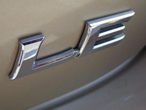 2011 toyota camry le
