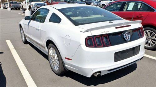 2014 ford mustang v6 premium