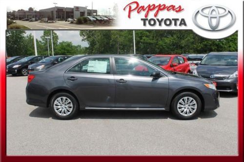 2014 toyota camry le