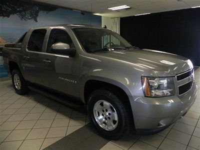 Avalanche lt loaded leather wood &amp; leather trim clean 66k miles