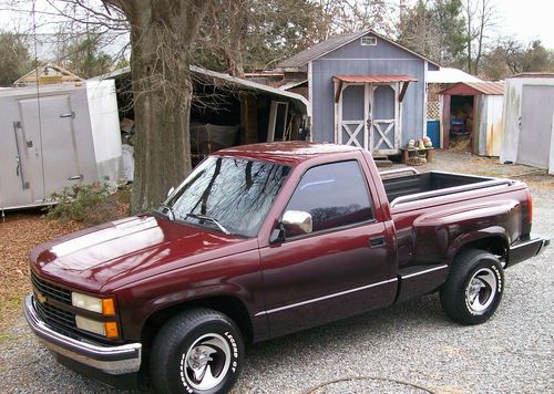 1993 chevrolet step side shortbed silverado 1500  *low reserve*