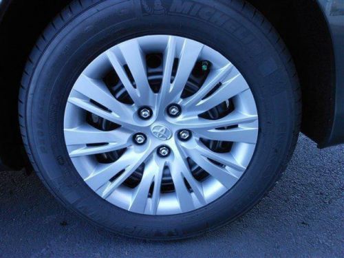 2014 Toyota Camry LE, US $24,070.00, image 4