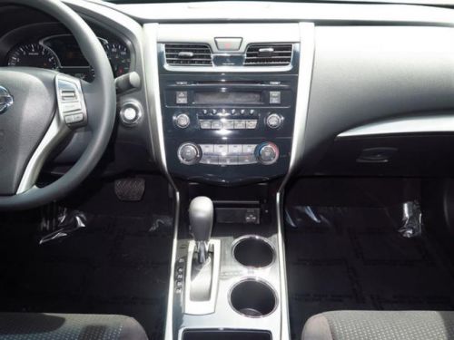 2014 Nissan Altima 2.5 S, US $21,689.00, image 2