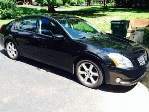 Maxima 6 speed manual, low mileage nissan flagship - loaded, leather very clean