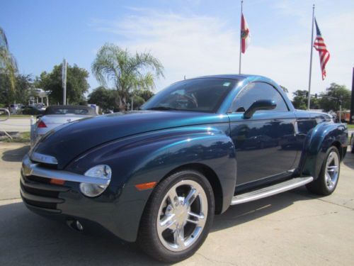 2005 ssr 6.0l v8 6 speed manual trans aqua blur chrome wls carpeted bed clean!