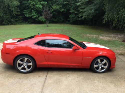 2010 chev camaro 2ss rs coupe 6.2 l v8 6-spd manual 4541 miles leather