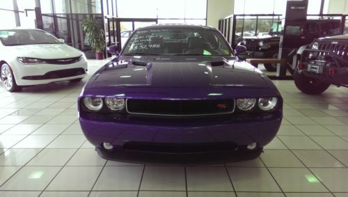 2014 dodge challenger classic r/t coupe 2-door 5.7l