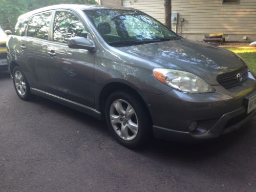 2005 matrix xr hatchback charcoal