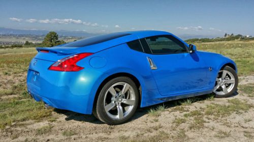 13k miles, 6-speed, traction control, premium wheels, barely used!, image 5