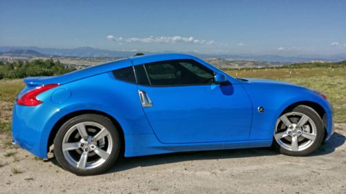 13k miles, 6-speed, traction control, premium wheels, barely used!, image 6