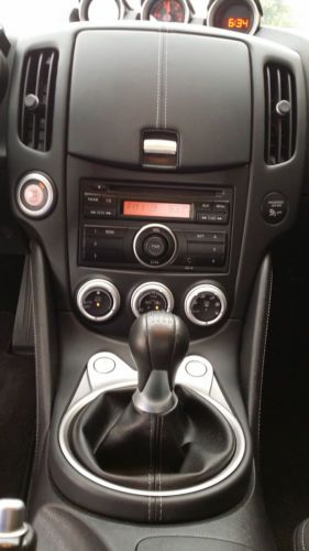 13k miles, 6-speed, traction control, premium wheels, barely used!, image 16