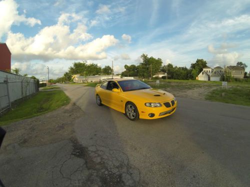 2005 pontiac gto base coupe 2-door 6.0l