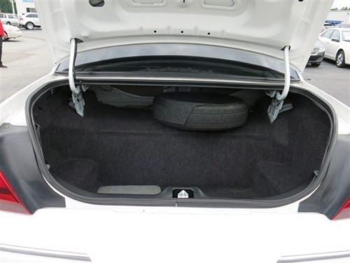 ONLY 20K MILES SUPER CLEAN GS Edition Cloth Interior 4.6L V8 Rear Wheel Drive, image 16