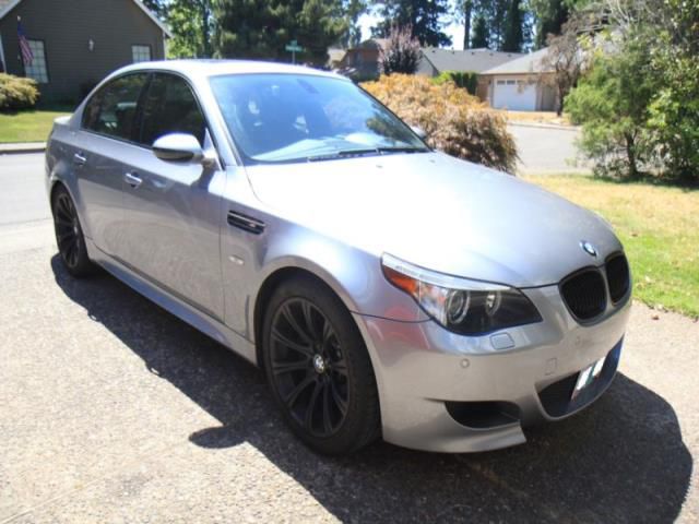 2006 bmw m5 leather/carbon fiber custom