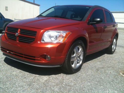 2007 dodge caliber sxt hatchback 4-door 2.0l 70,300 miles brand new tires