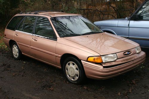 1994 ford escort lx wagon 4-door 1.9l