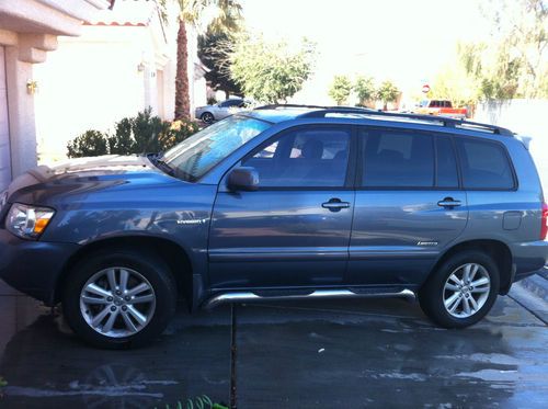 2006 toyota highlander hybrid limited *low reserve*