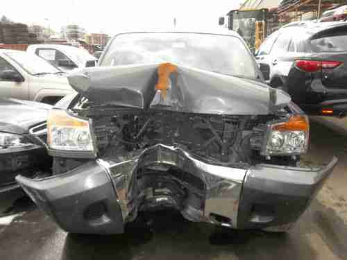 2012 NISSAN TITAN 4 DOOR 4X4 STOP BUY AND TAKE A LOOK AT THIS DEAL!!!!, image 2