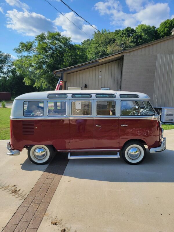 1966 volkswagen type 2 deluxe