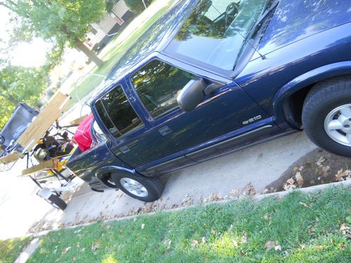Nice totally rust-free s-10 4wd zr-5 p/u low miles