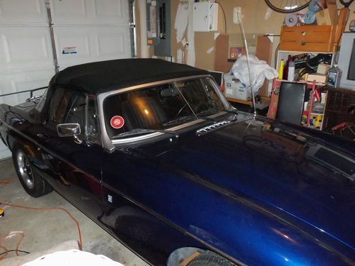 1977 mgb for sale - garage kept, no rust spots, new interior, top, weber carb,