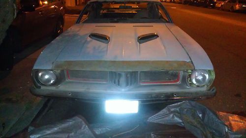 1974 barracuda cuda running project 318 v8 bucket seats car nice!