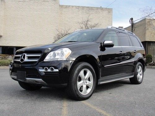 Beautiful 2010 mercedes-benz gl450 4-matic, loaded, just serviced