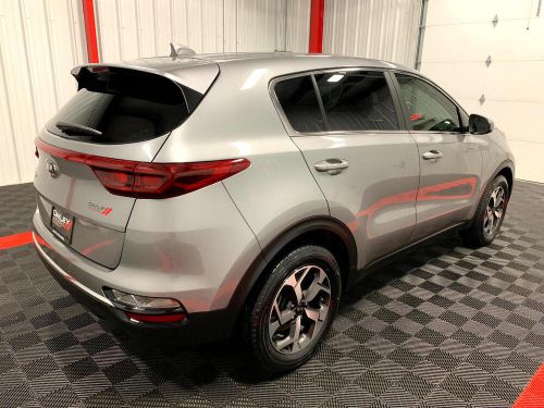 2022 kia sportage lx fwd