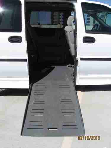 Handicap Wheelchair Van 2008 Chevrolet Uplander Base Mini Cargo Van 4-Door 3.9L, image 5