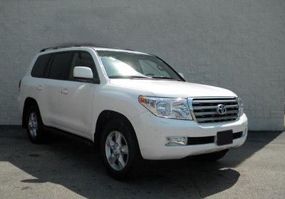 2010 toyota land cruiser sport utility 4-door 5.7l