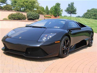 Lp 640 previously owned and driven by mario andretti low miles 2 dr coupe gasoli