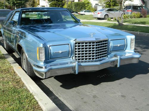 351 windsor w/fmx &amp; 9 inch -beautiful car, very nice in and out -runs exceptionl