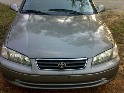 2001 toyota camry ce sedan 4-door 2.2l