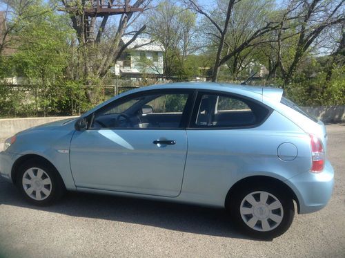 2007 hyundai accent gs hatchback 2-door 1.6l