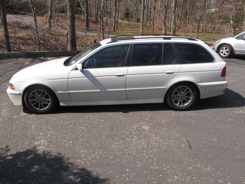 2003 bmw 525i wagon 5 speed mint