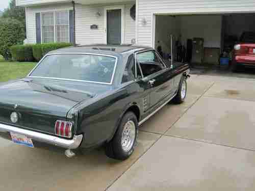 Ford Mustang 1966, image 6