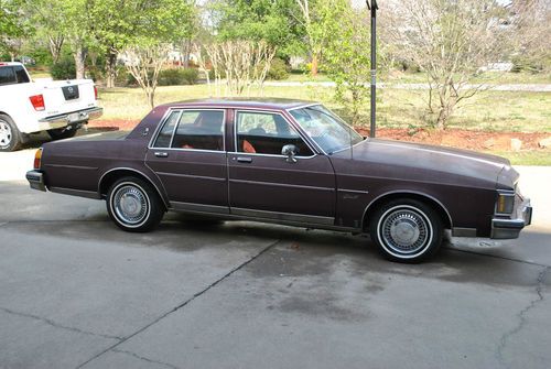 1984 oldsmobile delta 88 royal brougham