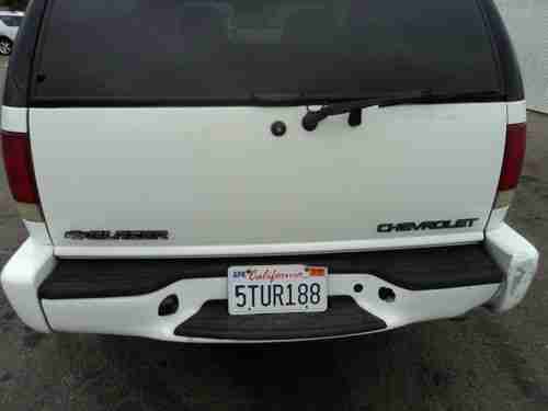 2001 Chevrolet Blazer LS Sport Utility 4-Door 4.3L, NO RESERVE, image 13