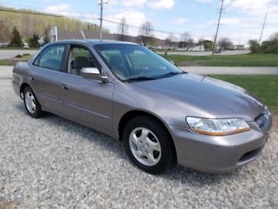 2000 honda accord ex, no reserve, one owner, moonroof, no accidents