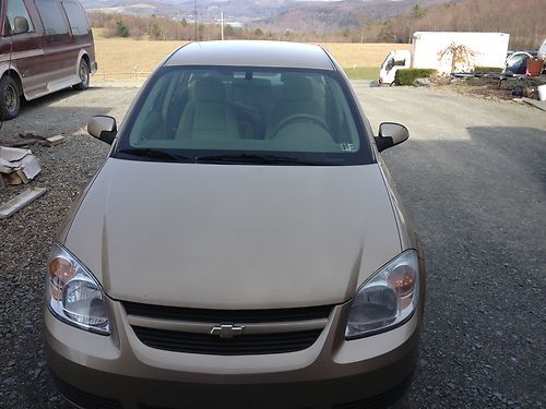 2005 chevrolet cobalt ls sedan 4-door 2.2l