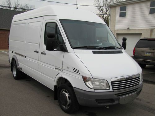 Dodge sprinter 3500 cargo van!!! one owner!!! dual tires!!! high top!!!