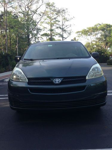 2004 toyota sienna le mini passenger van 5-door 3.3l