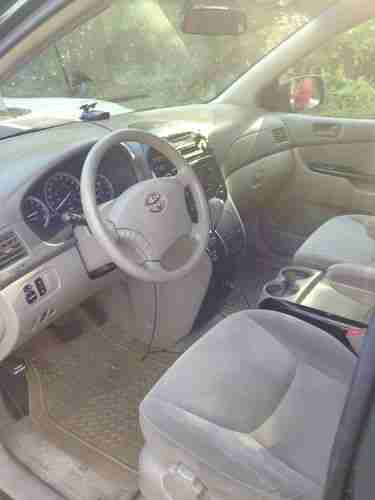 2004 Toyota Sienna LE Mini Passenger Van 5-Door 3.3L, US $7,125.00, image 8