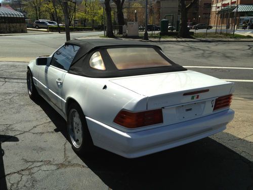 1990 mercedes-benz 300sl base convertible 2-door 3.0l