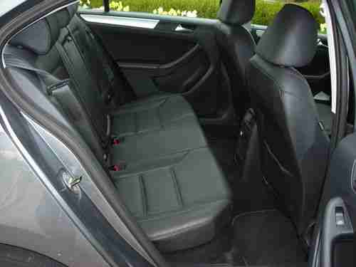 2011 Volkswagen Jetta TDI Sedan 4-Door 2.0L, image 9