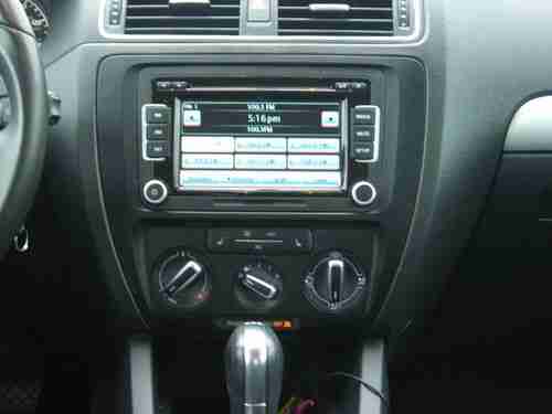 2011 Volkswagen Jetta TDI Sedan 4-Door 2.0L, image 15