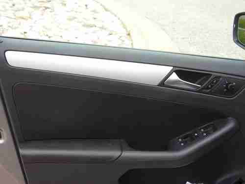 2011 Volkswagen Jetta TDI Sedan 4-Door 2.0L, image 16